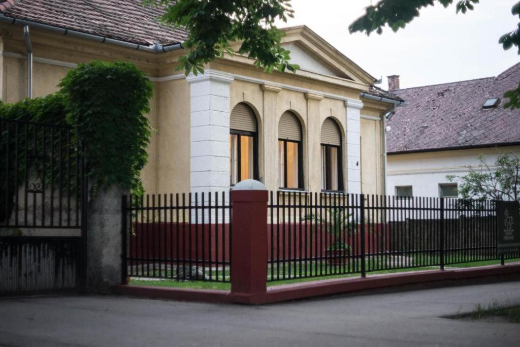 Servus Vendeghaz 2 Lengyeltoti Екстериор снимка
